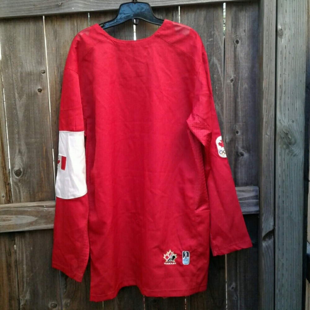 NIKE TEAM CANADA 2014 OLYMPIC REPLICA JERSEY - Picture 2 of 10