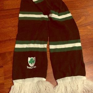 Irish scarf