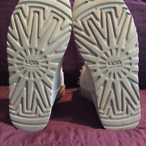 LIMITED EDITION COLOR MINI BAILEY BUTTON UGGS