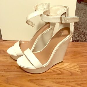 White wedges