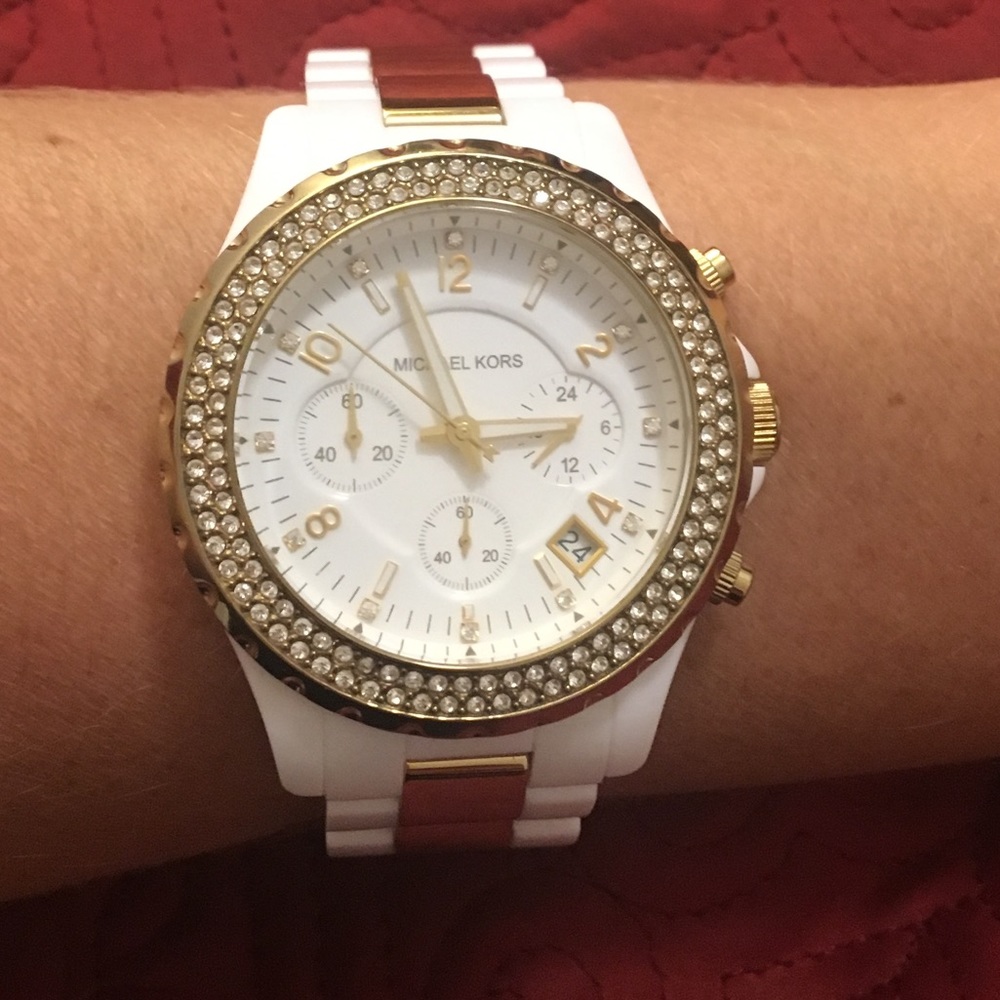 Michael Kors Watch - Picture 3 of 8