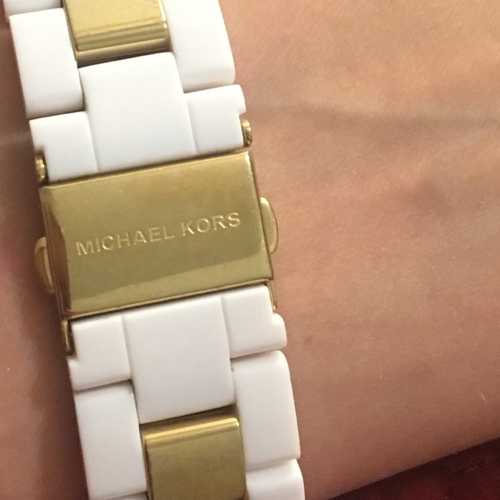 Michael Kors Watch - Picture 8 of 8