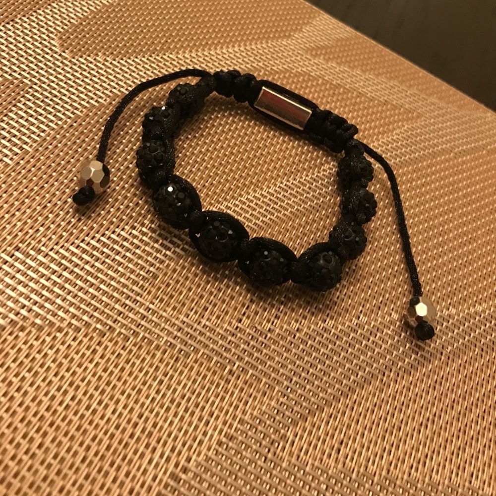 💁🏽‍♀️ Black Unisex Shamballa Bracelets