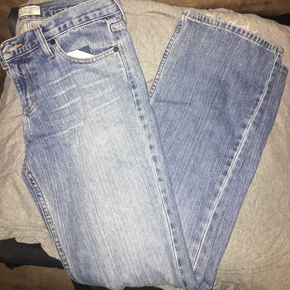 Size 4 "favorite fit" American eagle jeans
