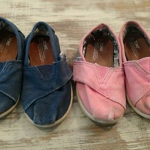 2 pair of Tiny Tom's, GUC