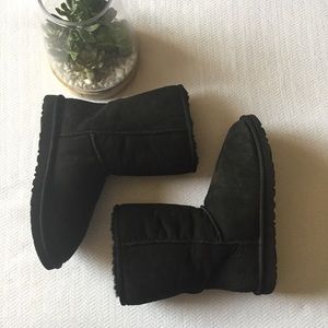 Ugg Classic Short Black