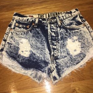 High waist acid wash shorts