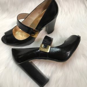 Michael Kors Heels. Black Textured Patent Leather