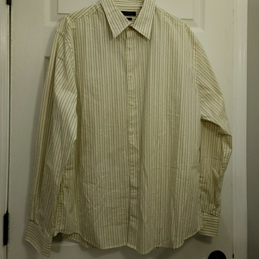 Dress shirt modern fit