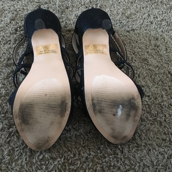 Cathy Jean black heels - Picture 7 of 7