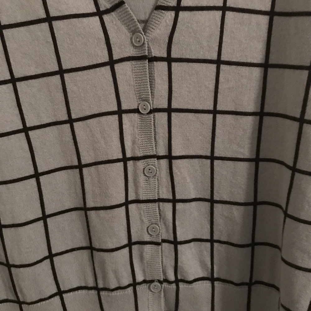 Ann Taylor LOFT Cardigan V- Neck - Picture 4 of 5