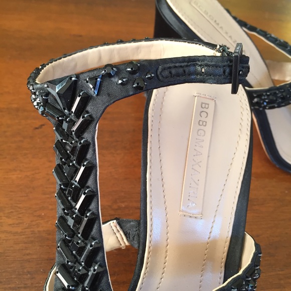 BCBG Max Azria Beaded Black Ping Sandal, 8.5 - Picture 4 of 4