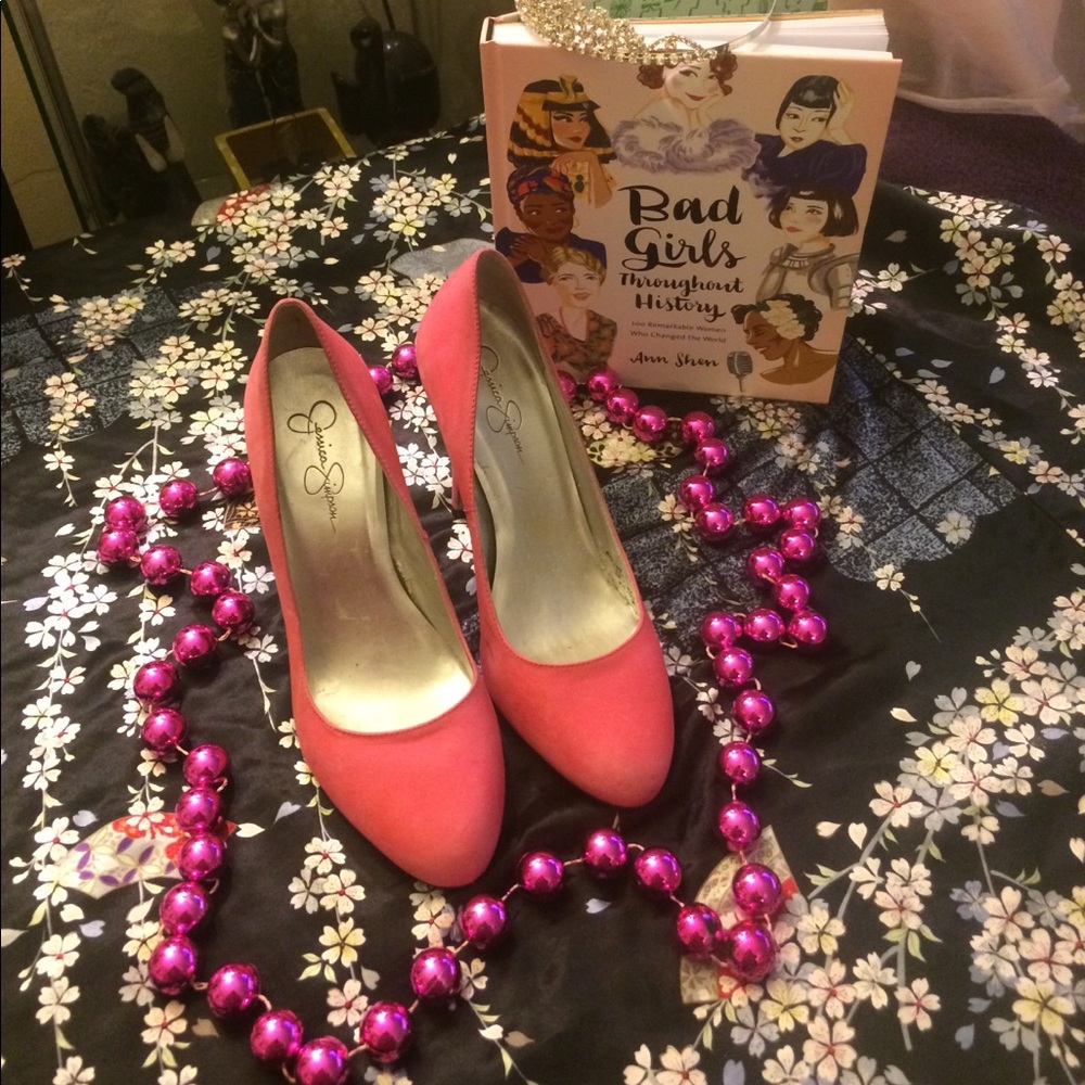 Jessica Simpson Pink Pumps!
