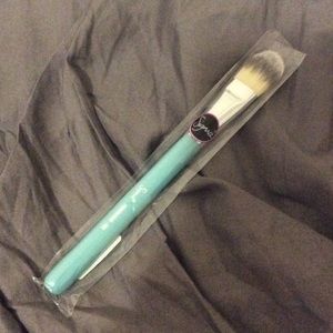 Brand new sigma foundation brush