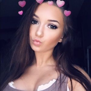 Meet your Posher, Arianna