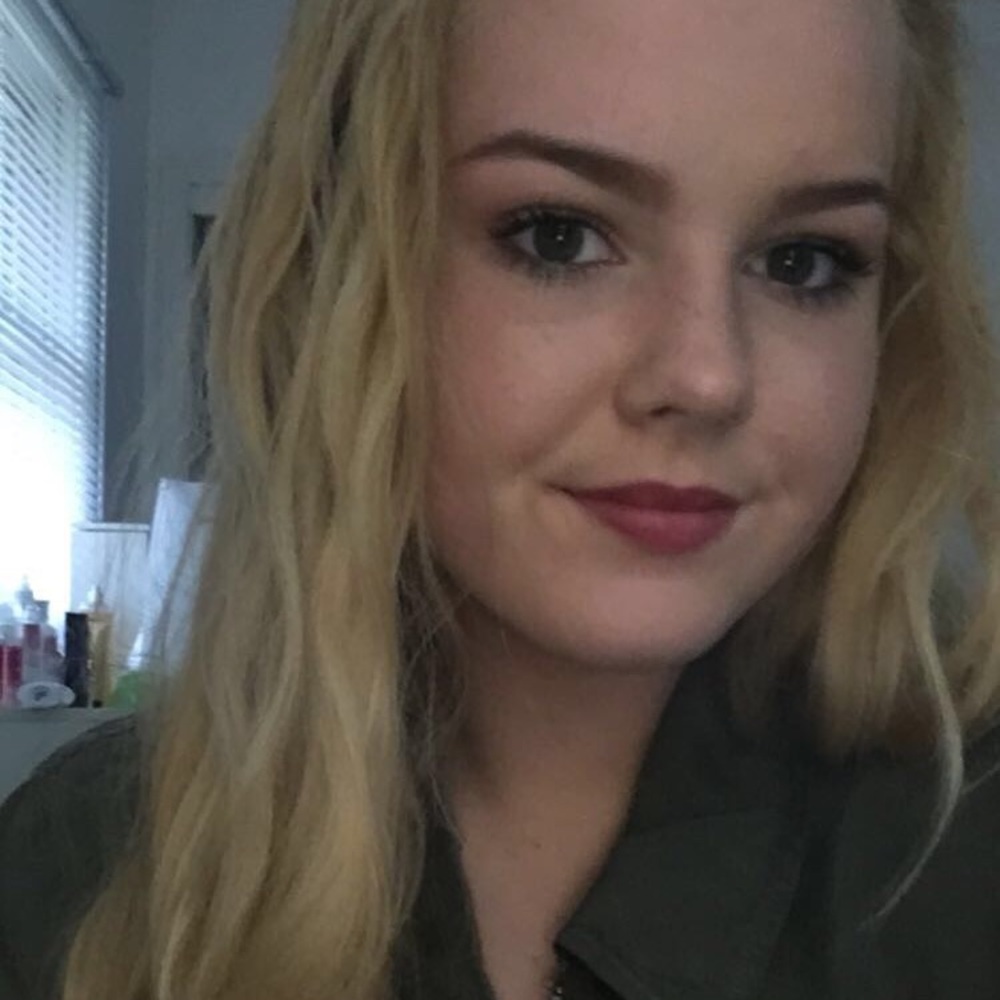 Meet your Posher, Alyssa