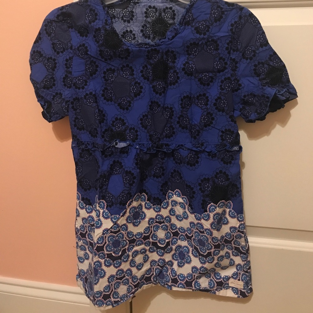 Urbane printed Scrub top