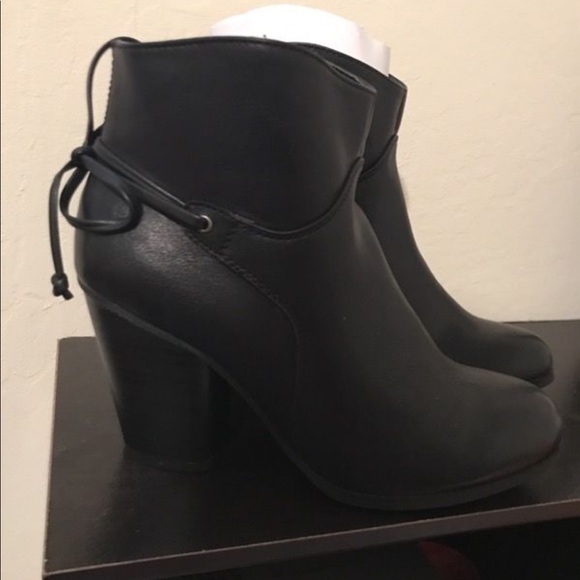 Black JustFab booties - Picture 3 of 4