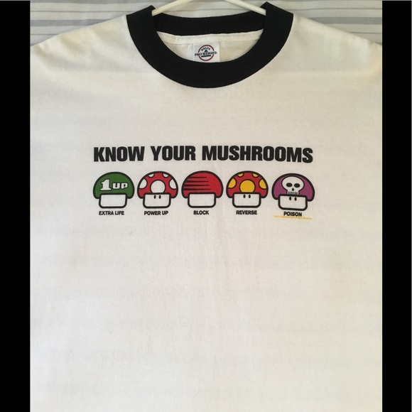 Super Mario Know Your Mushrooms NWOT T shirt - Picture 3 of 6