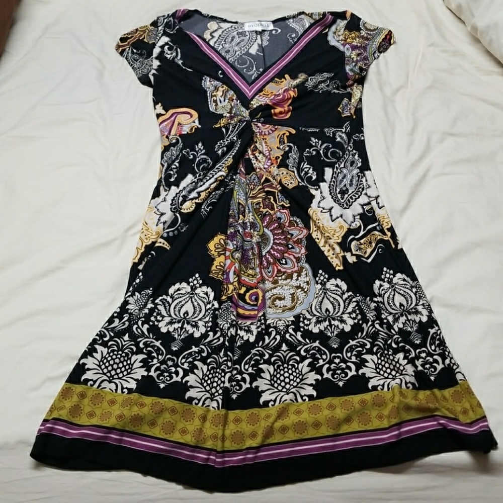 Cap sleeve paisley pattern summer dress, vneck