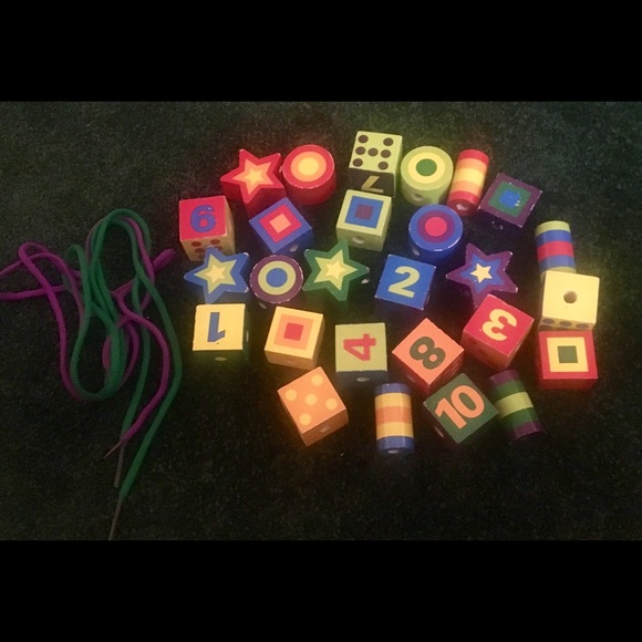 melissa and doug lacing beads