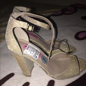 Sparkly Gold Heels