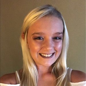 Meet your Posher, Elisha