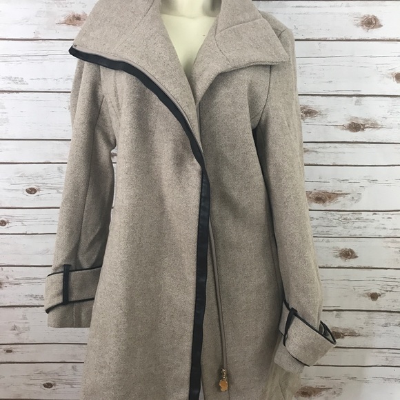 Calvin Klein Jackets & Blazers - Calvin Klein wool zip jacket with leather trim L