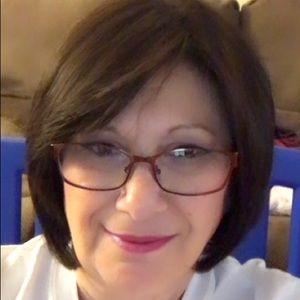 Meet your Posher, Joann