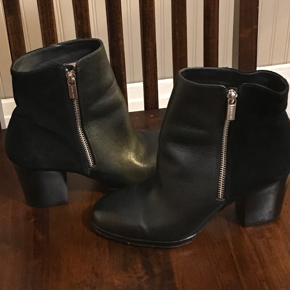 MICHAEL KORS - Leather Ankle Boots