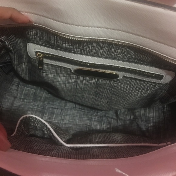 Purse - Picture 2 of 4