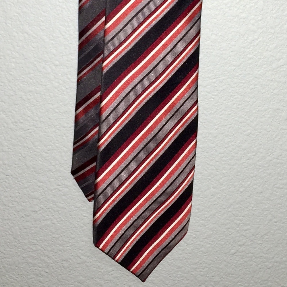 Stafford Performance striped tie