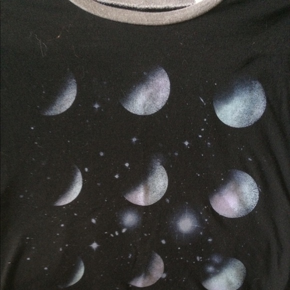 Moon phase graphic tee - Picture 2 of 5