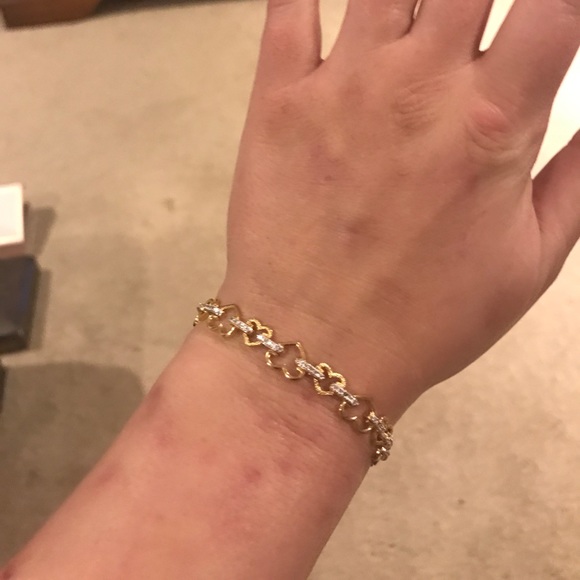 Jewelry - 18k gold bracelet with real diamond micropaving