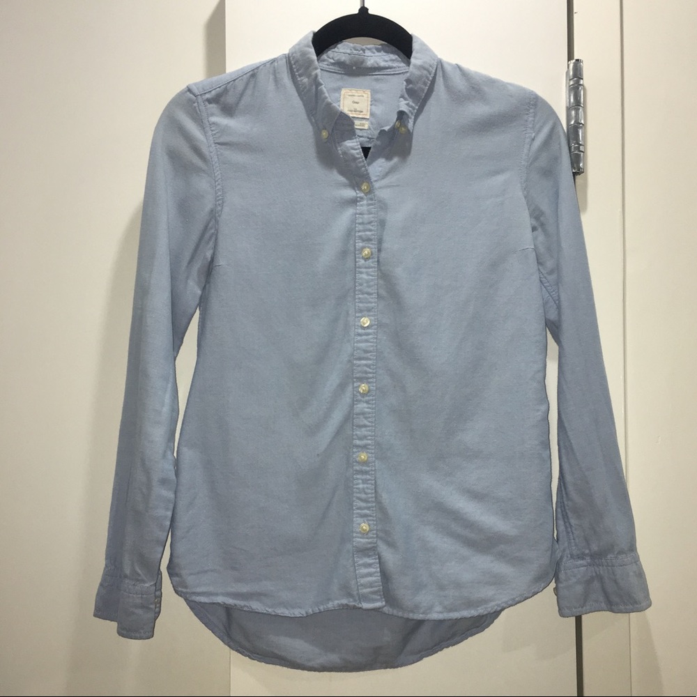 GAP Fitted Boyfriend Long sleeve button down XS