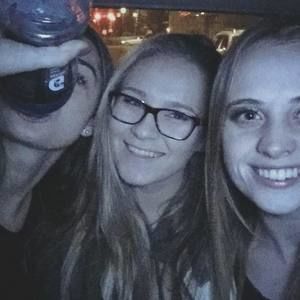 Meet your Posher, Julia