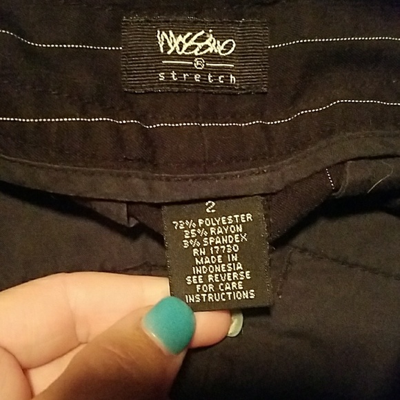 Dress pants - Picture 3 of 3