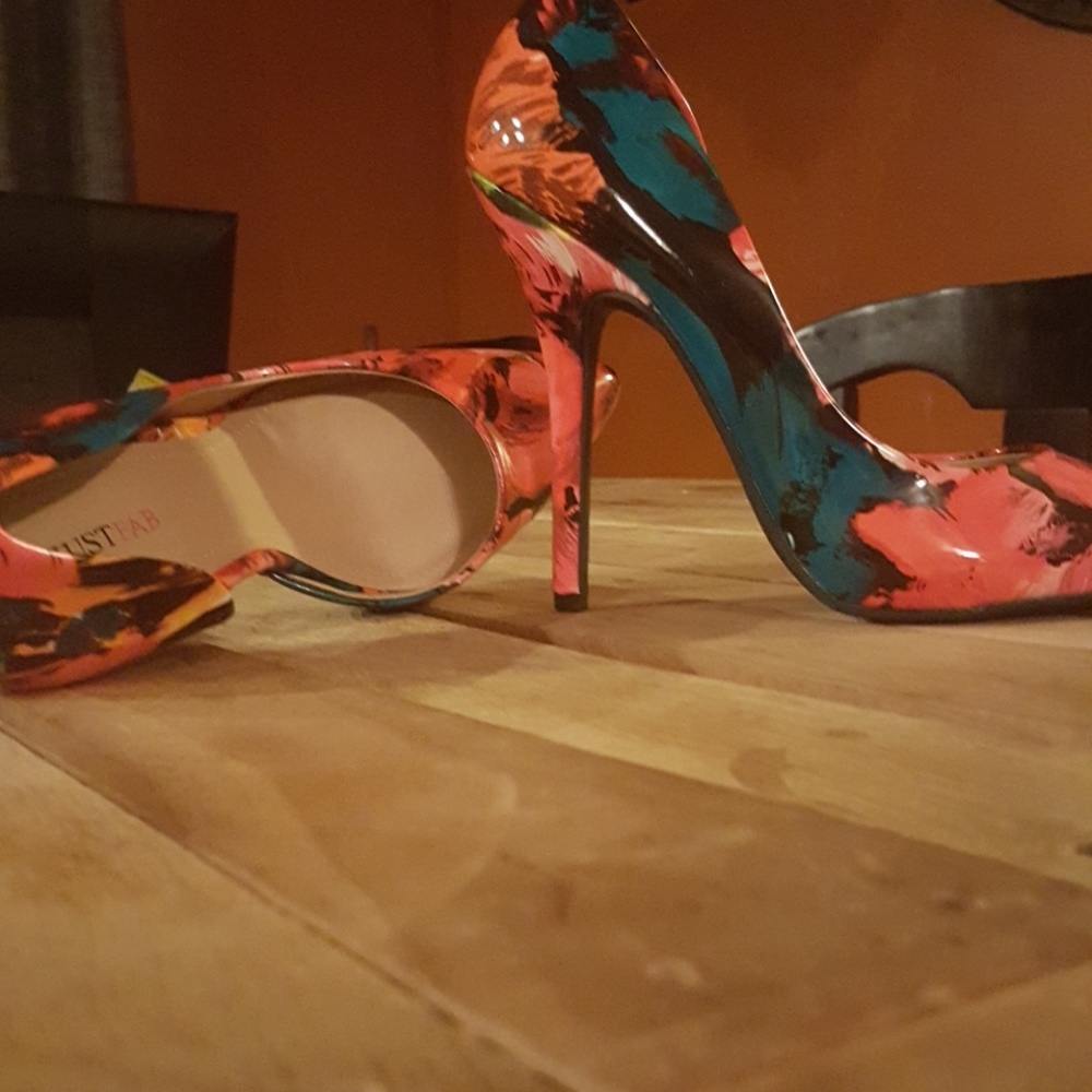 JustFab, NWOT Heels