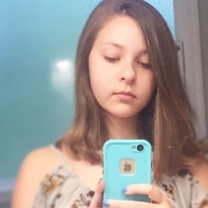 Meet your Posher, Carly