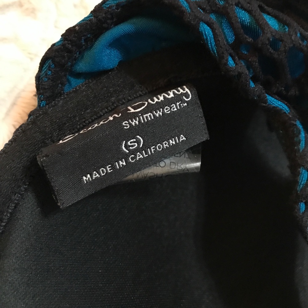 Beach Bunny Padded Bikini Top - Picture 5 of 8