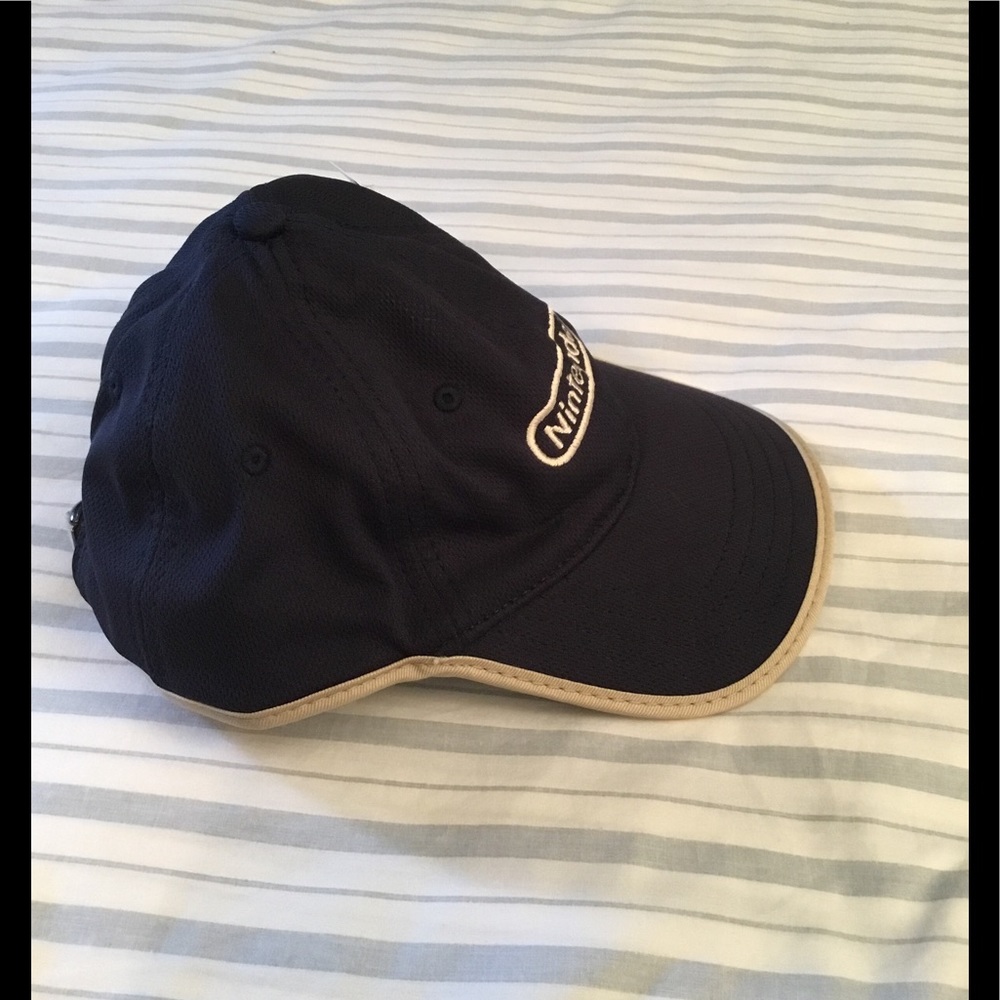 Nintendo Baseball Cap - Picture 2 of 7