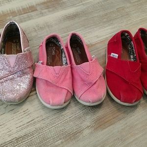 3 PAIRS of Tiny Toms