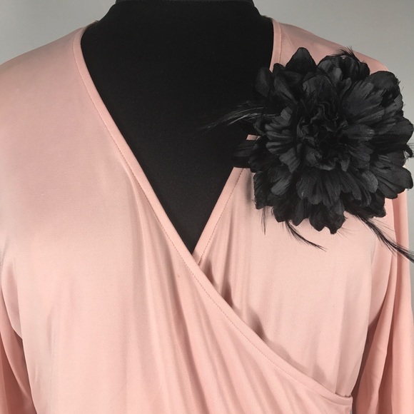 Nwot Valerie Steven Faux wrapped top Medium - Picture 2 of 6