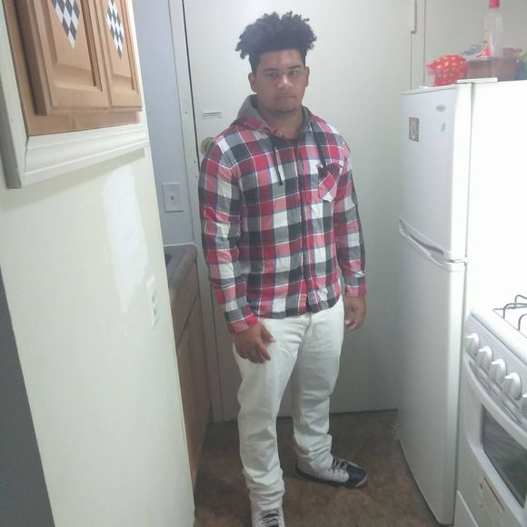 Meet your Posher, Kevin - Picture 1 of 1