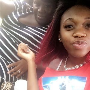 Meet your Posher, Shameah