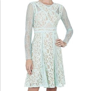 BCBG Mallory Long Sleeve Lace-Blocked dressSize 6