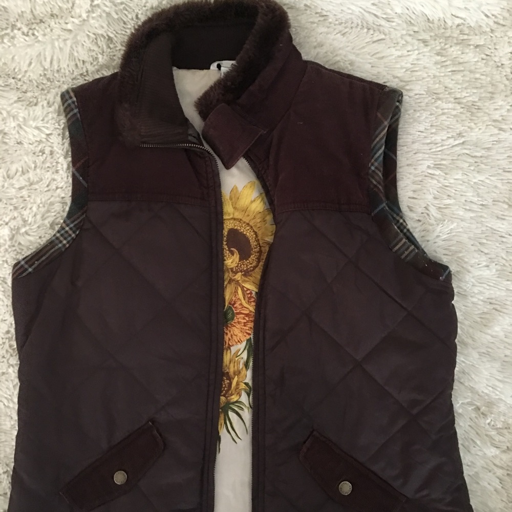 Cabi puffy brown vest quilted