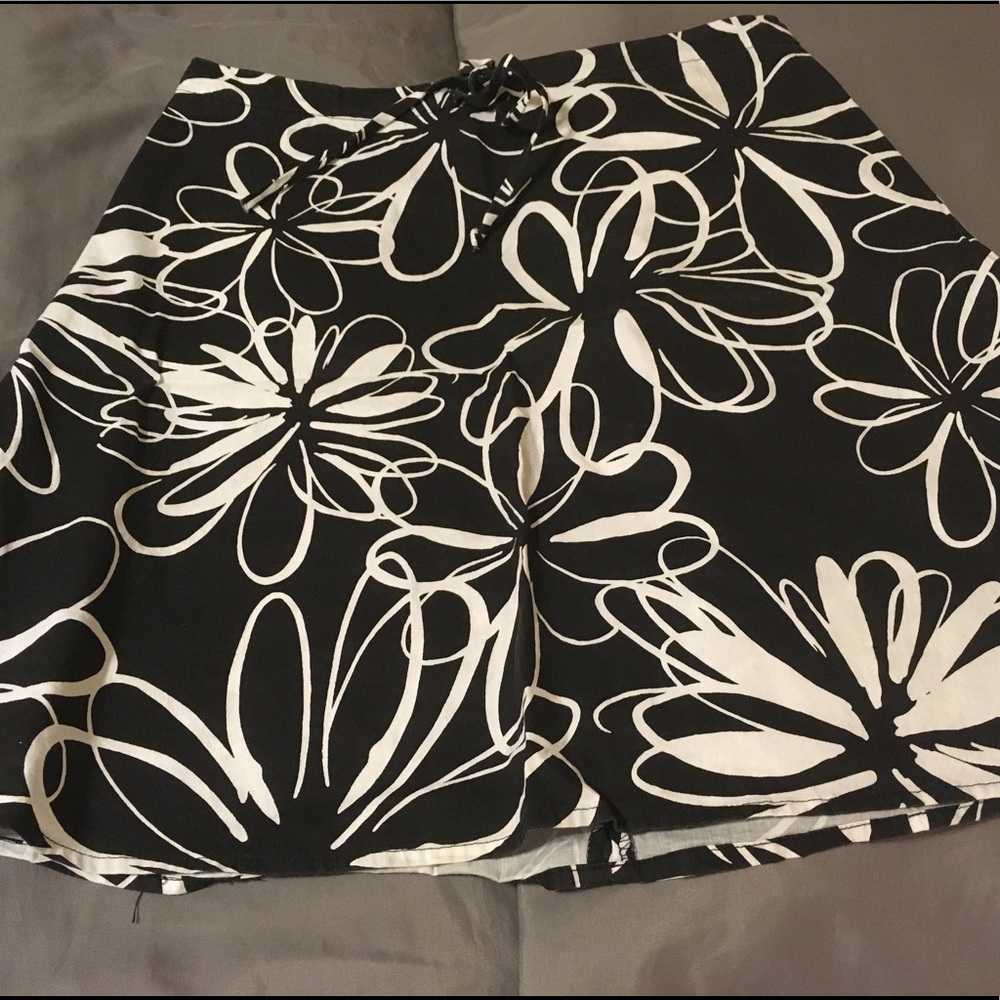Black Floral Skirt size 3.