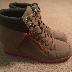 *Flash Sale until 12am EST*  Wedge Sneakers