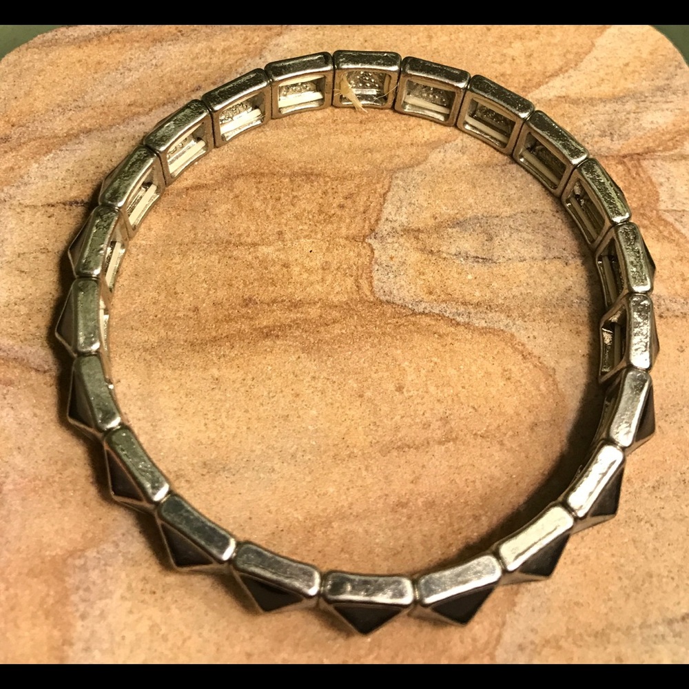 Black pyramid bracelet